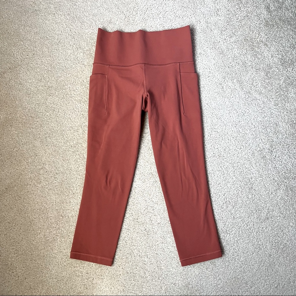 Athleta Salutation Stash leggings